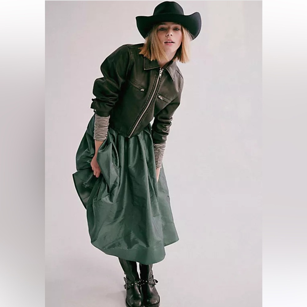 Free People Emilia Full Skirt in Uncut Emerald, sz small